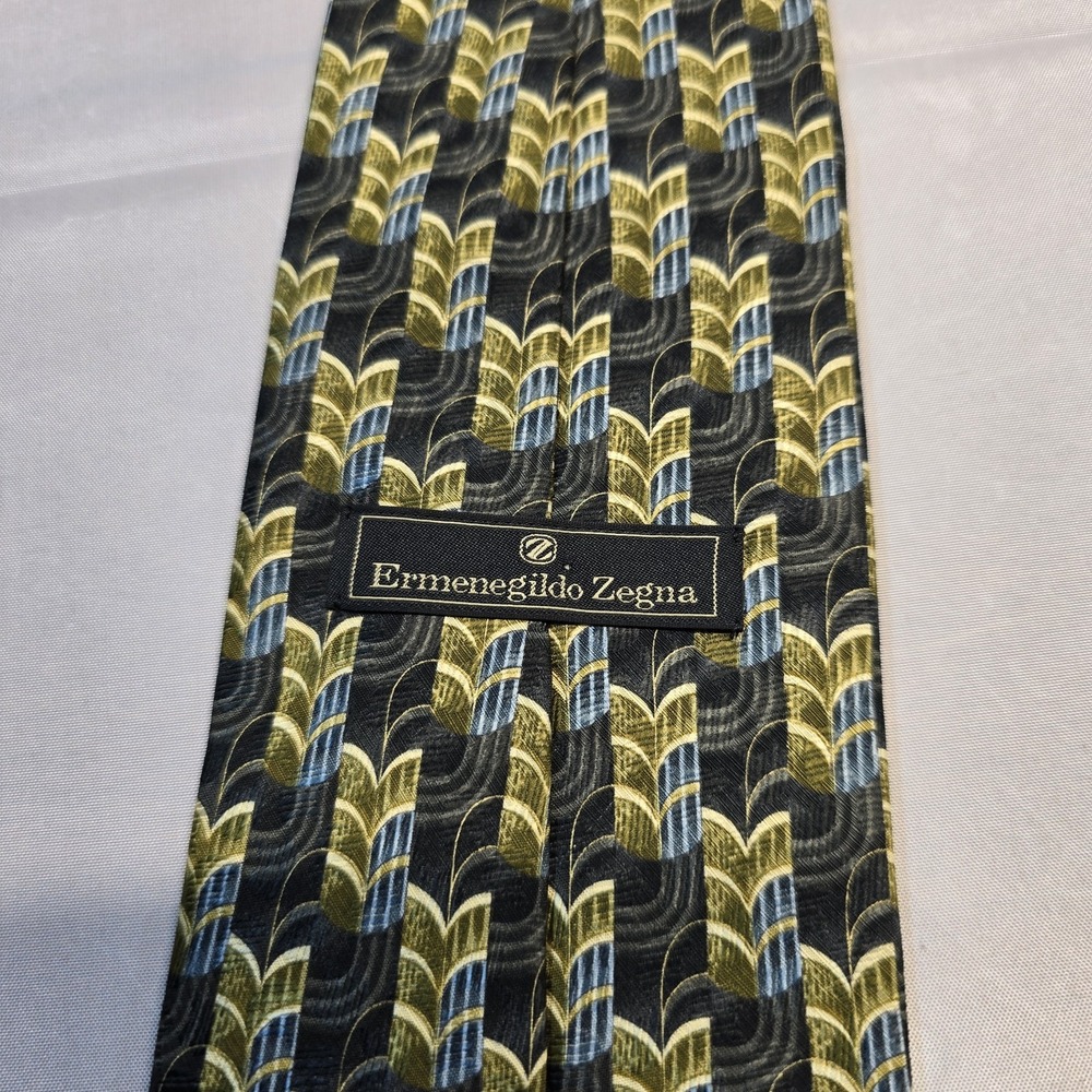 Ermenegildo Zegna Disegno Esculsivo Silk Tie 57.5x3.5 Geometric Design - Picture 2 of 9